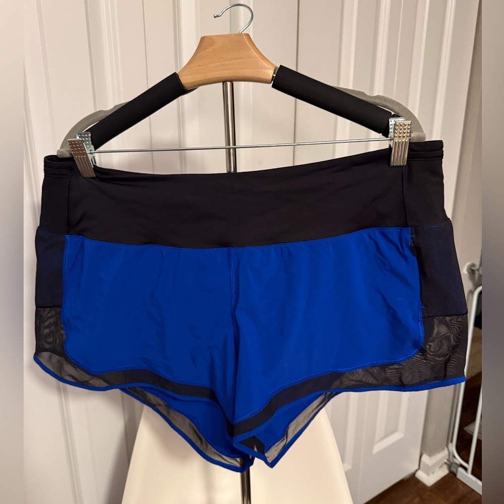 Lululemon Athletica Mind Over Miles Black and Royal Blue Shorts 12 New